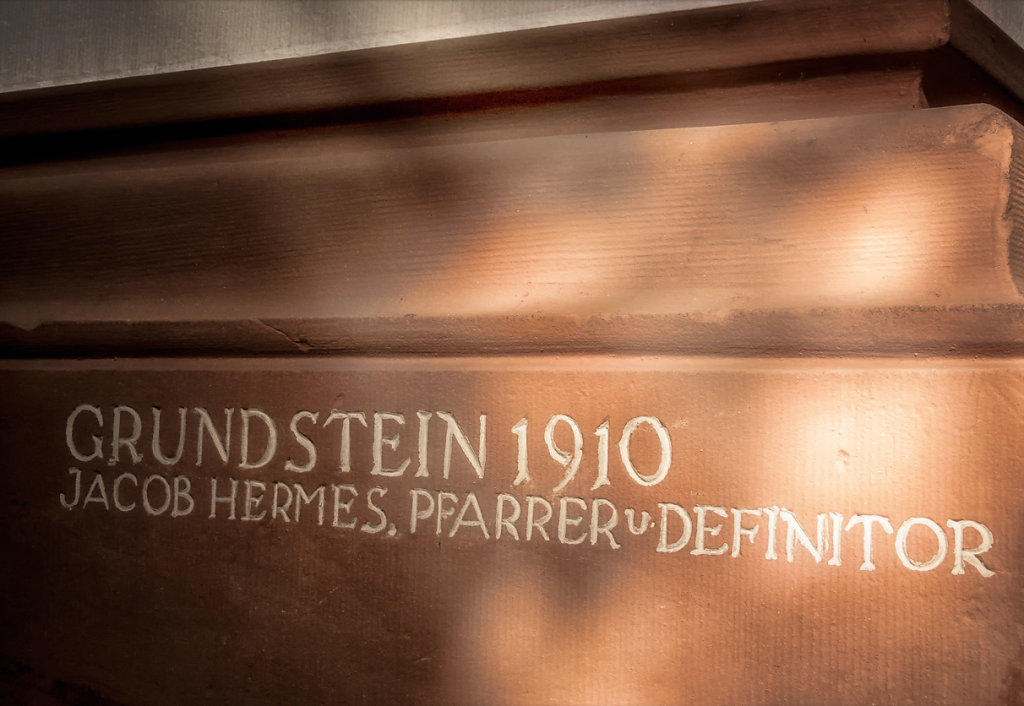 Grundstein.jpg
